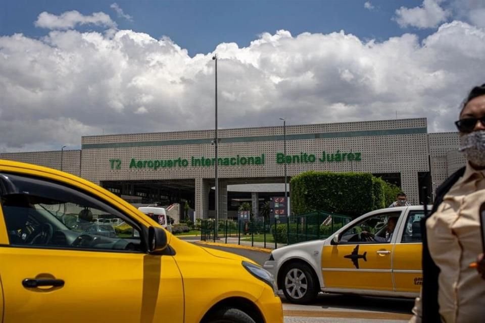 O trabalho dos detentores de licenças AICM autorizadas foi obstruído, a ponto de terem suas licenças retiradas.
