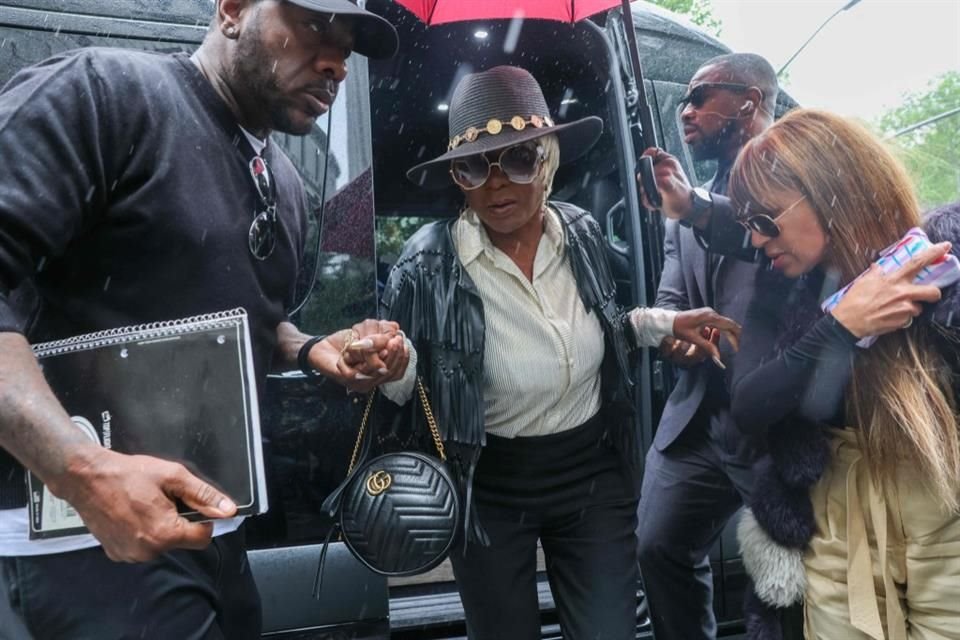 Janice Combs, madre de Diddy, estuvo presente en el juicio.