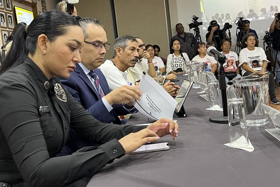 En el Congreso de Jalisco expusieron el 'desaire' de dependencias federales y funcionarios estatales a mesas de trabajo sobre desaparecidos.