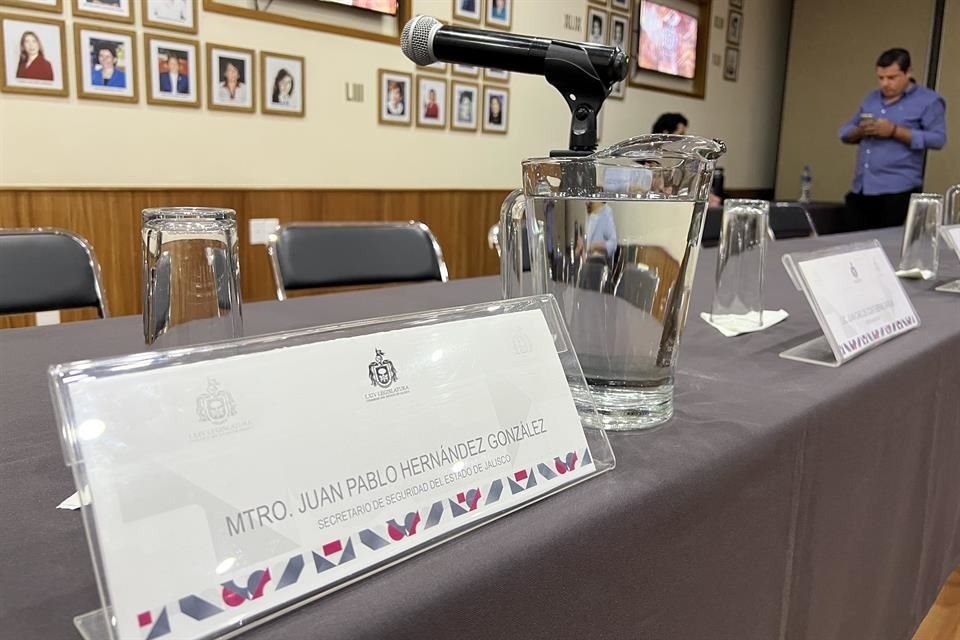 En mesa de trabajo sobre personas desaparecidas, se tenía contemplada la asistencia del secretario de Seguridad del Estado, Juan Pablo Hernández, pero Aacudió su representación Leslie Venegas.