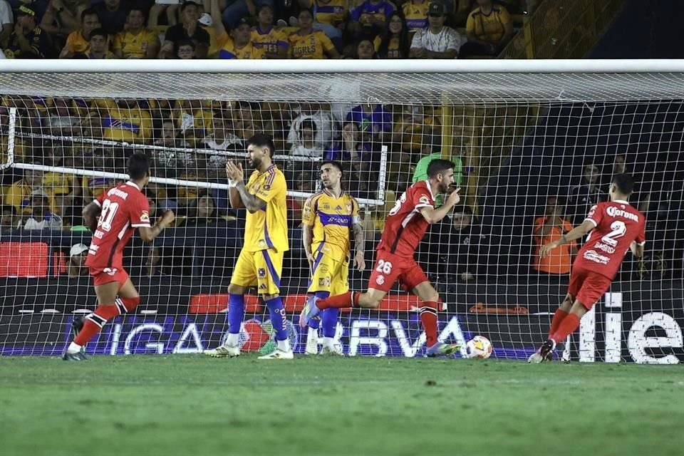 Toluca fue más que Tigres y pudo anotar al menos un gol más.
