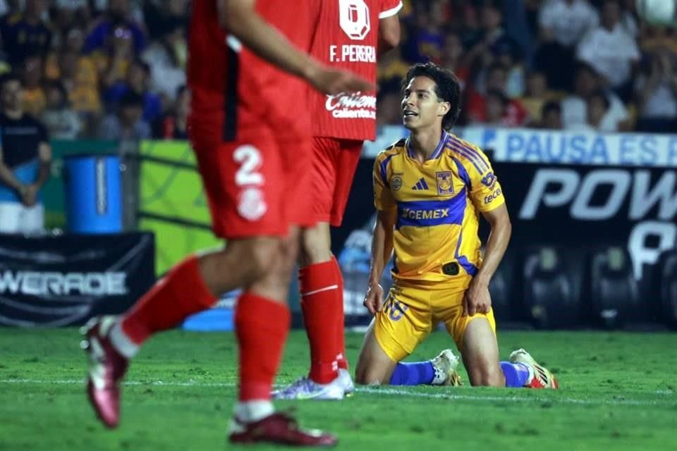 Observa más de las acciones del empate 1-1 de Tigres ante Toluca en la ida de las Semifinales.