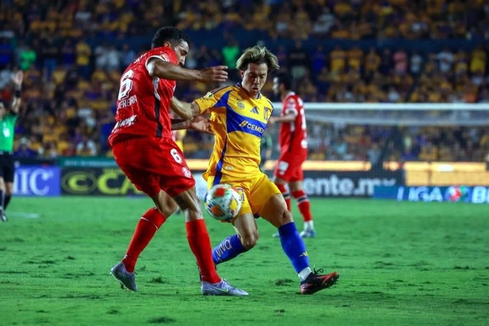 Observa más de las acciones del empate 1-1 de Tigres ante Toluca en la ida de las Semifinales.