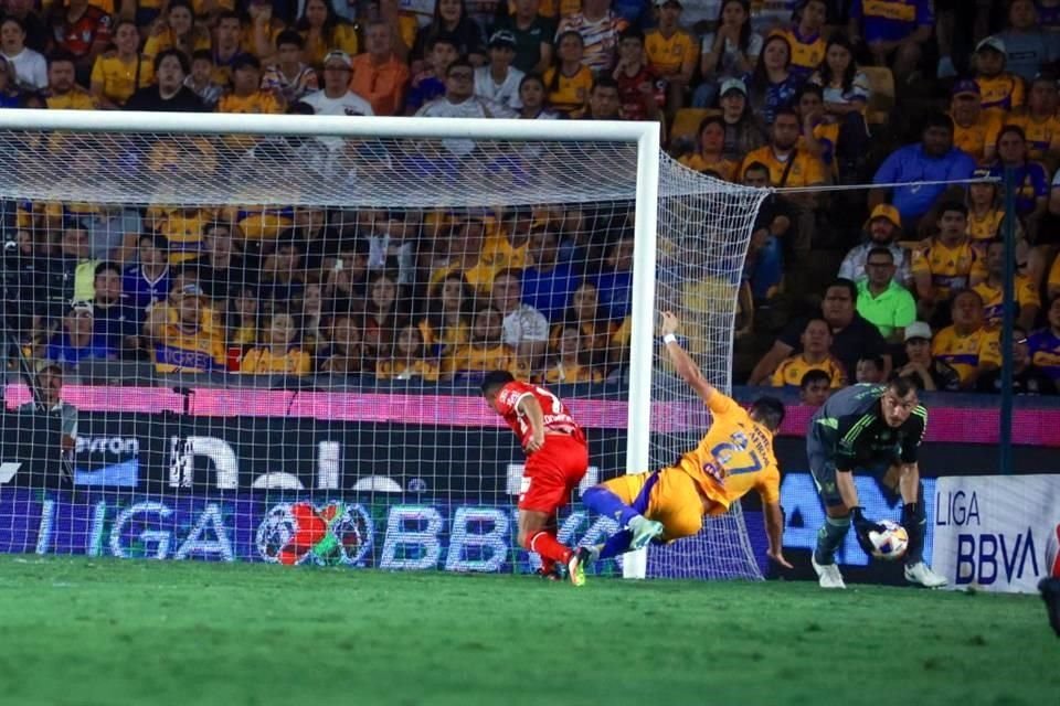 Observa más de las acciones del empate 1-1 de Tigres ante Toluca en la ida de las Semifinales.