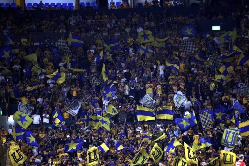 Más del empate 1-1 entre Tigres y Toluca.