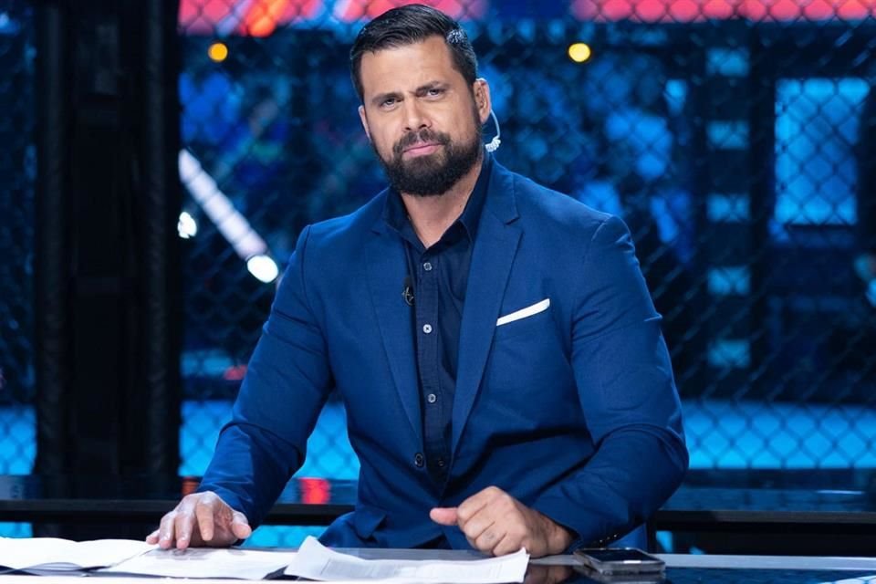 El actor cubano Pablo Moreno, de 'Una Familia con Suerte', fue arrestado en Miami tras una disputa en su casa; lo acusan de robo y violencia.