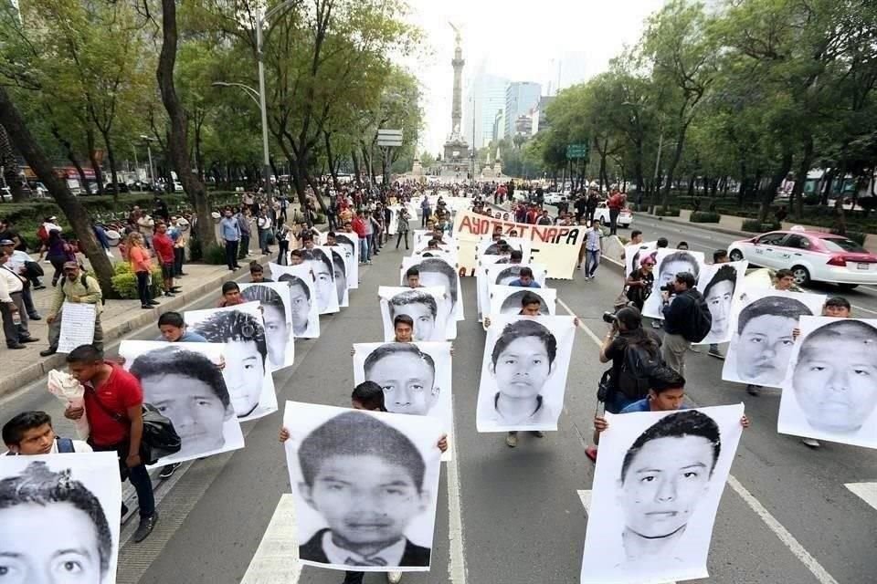 Lambertina Galeana Marín, ex presidenta del Tribunal Superior de Justicia de Guerrero, se reservó su derecho a rendir su testimonio al comparecer ante una jueza federal por el Caso Ayotzinapa.