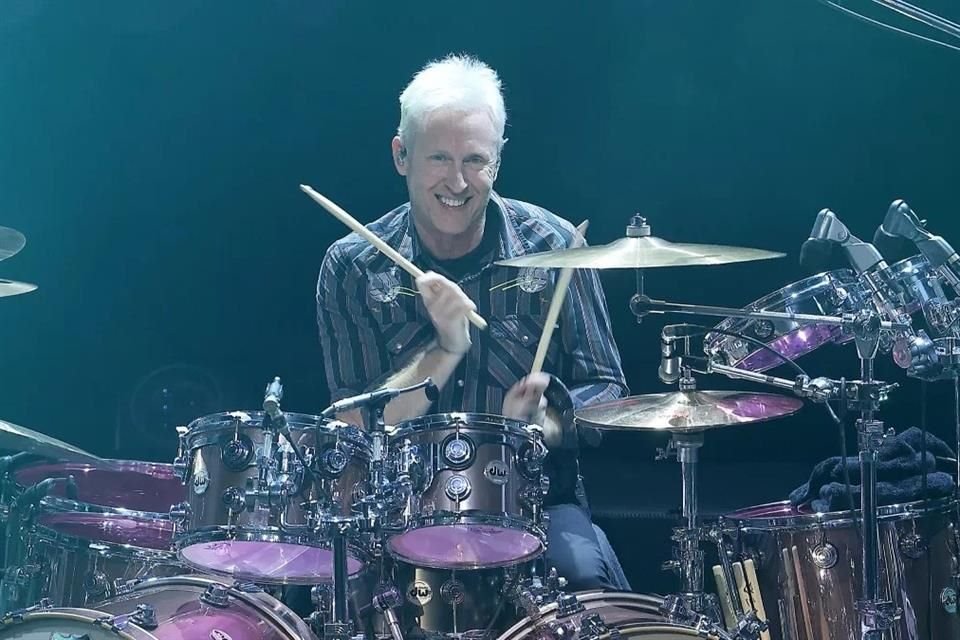 Freese, de 52 años, es uno de los bateristas más respetados del panorama del rock actual y es amigo de Dave Grohl y del resto del grupo desde hace mucho tiempo.