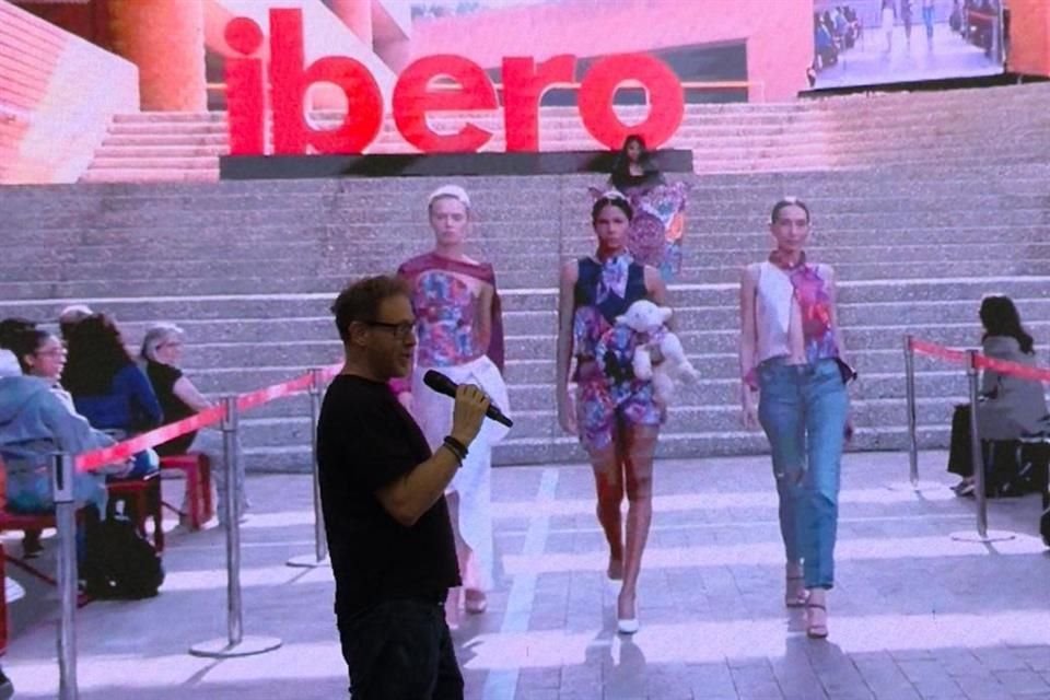 La Universidad Iberoamericana celebró siete décadas de impartir, entre otras asignaturas, la carrera de Diseño en todas sus disciplinas.