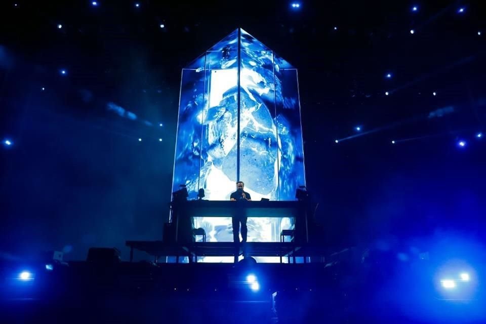 El DJ francés sedujo con su playlist, mezclas y mosaico visual.