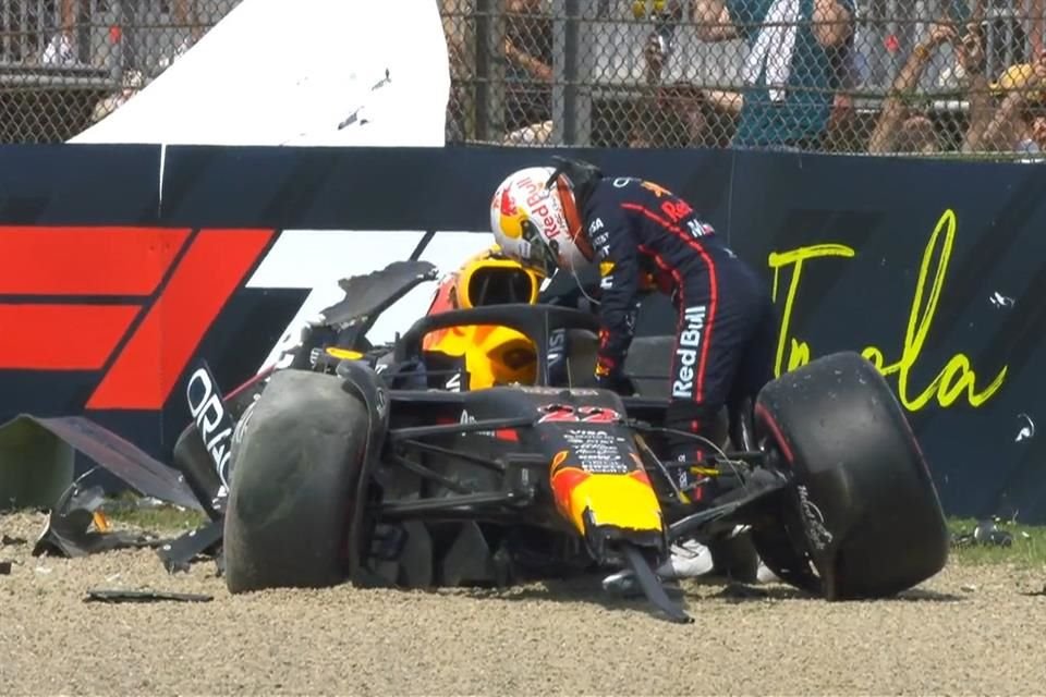 Yuki Tsunoda, piloto de Red Bull, perdió el control de su auto en la sesión de calificación para el GP de Emilia-Romaña y sufrió un duro impacto.