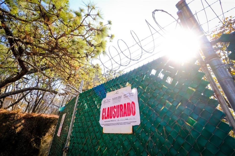 Clausuran por irregularidades.