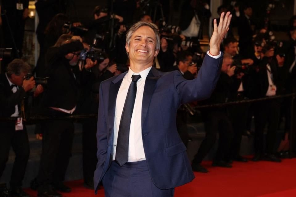 Rodada en Filipinas, Portugal y España, la película está construida en base a planos generales, a riesgo de no mostrar la expresividad facial de Gael García Bernal.