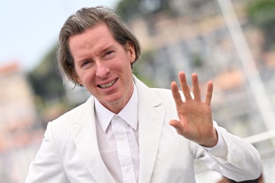 Durante su estancia en Cannes, el cineasta Wes Anderson cuestionó y se burló de las intenciones de Trump de aplicar aranceles al cine.