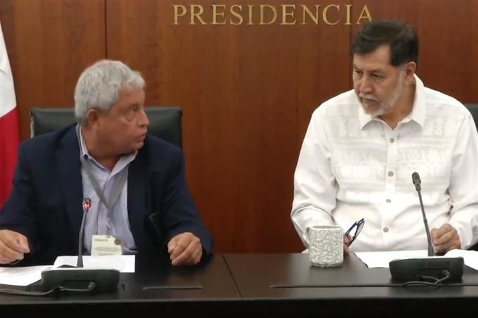Gerardo Fernández Noroña, presidente del Senado, obligó al ciudadano Carlos Velázquez a disculparse públicamente desde sede de Cámara alta.