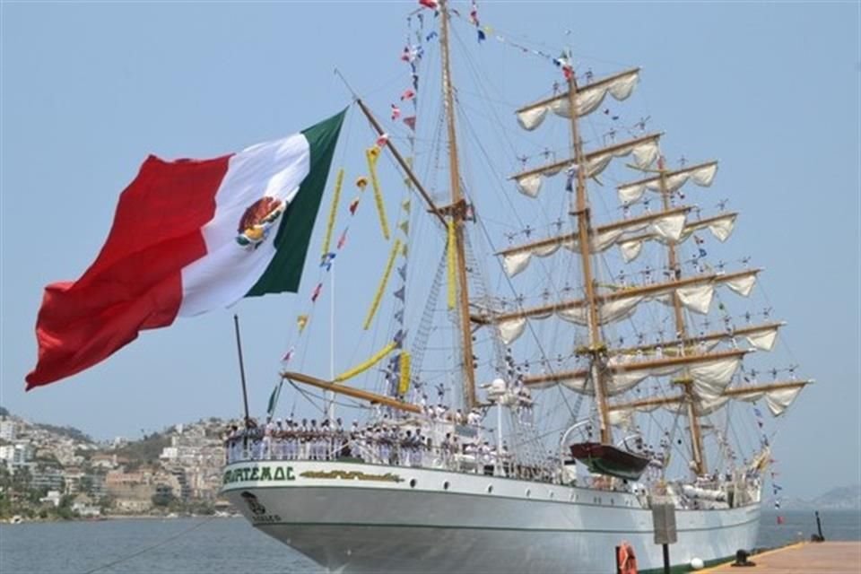El Buque 'Cuauhtémoc' tiene una tradición de cuatro décadas de navegación por el mundo, durante los cuales sólo ha tenido dos accidentes.