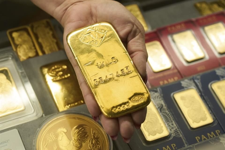 Actualmente, el oro cotiza a 3 mil 310.74 dólares.