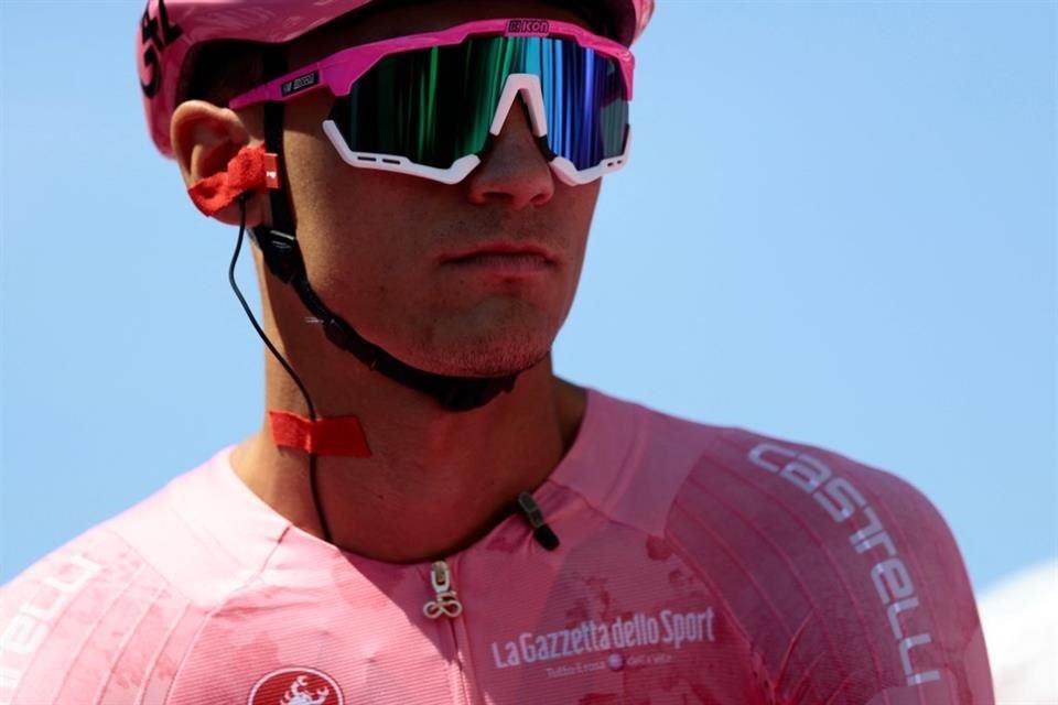 El de Ensenada terminó la Etapa 11 con la maglia rosa.