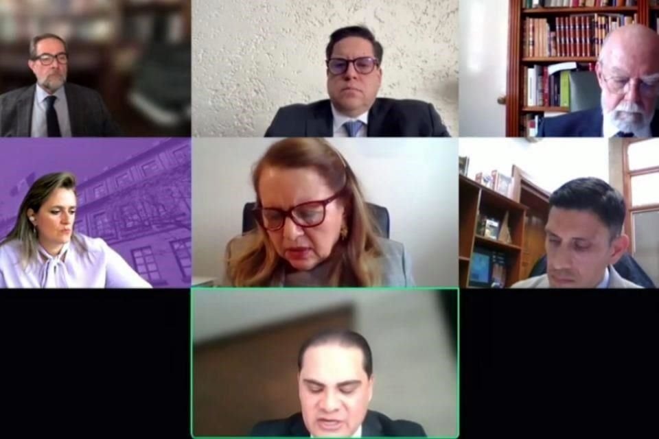 Con cuatro votos a favor,  la Corte declaró inconstitucional el artículo 142, fracción II, de la Ley de Instituciones de Crédito, que obliga a bancos a entregar información de clientes a fiscalías.