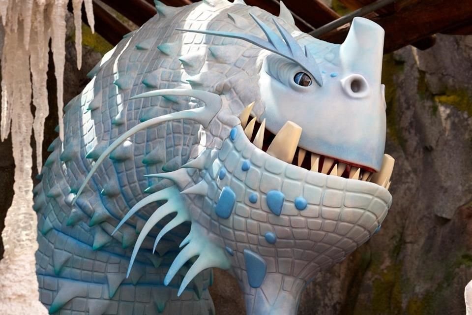Las réplicas del mundo fantástico de los dragones prometen sorprender a los visitantes.