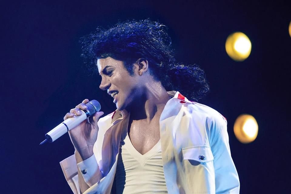 La esperada película biográfica sobre Michael Jackson, que estrenaría en octubre de este año, se retrasó ahora hasta 2026.