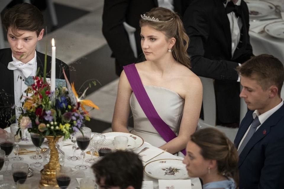 La Princesa Isabel de Bélgica podría verse afectada por la revocación del permiso a Harvard para inscribir estudiantes extranjeros.