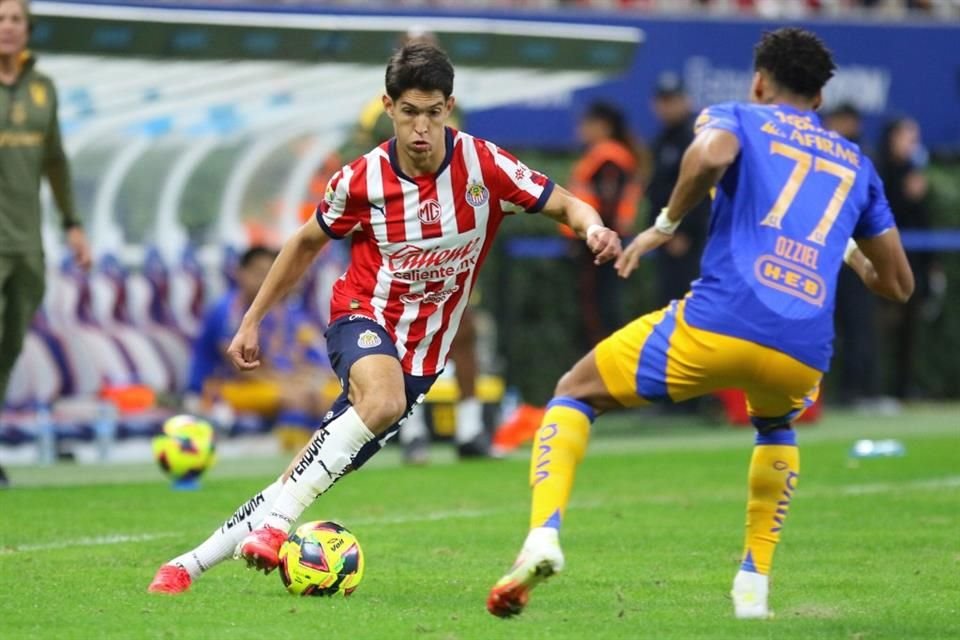 Chivas, sağ beki José Castillo'nun 2025 FIFA Kulüpler Dünya Kupası'na katılmak üzere Pachuca Tuzos'a katılacağını duyurdu.