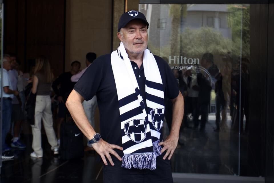 Domenec Torrent reveló que ya había sido buscado por Rayados hace años.