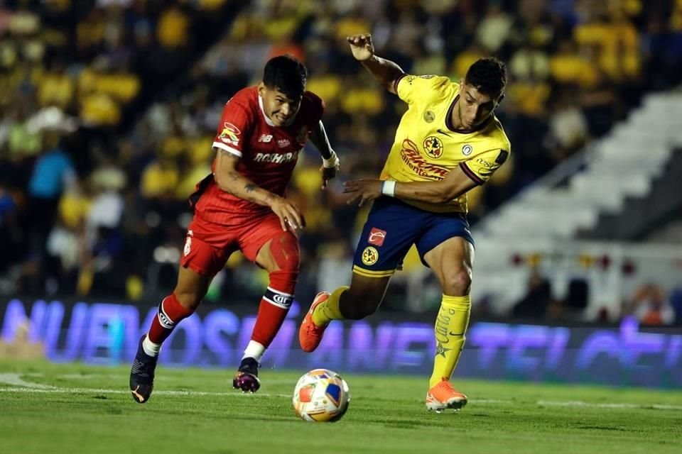 América y Toluca empatan 0-0 la serie.