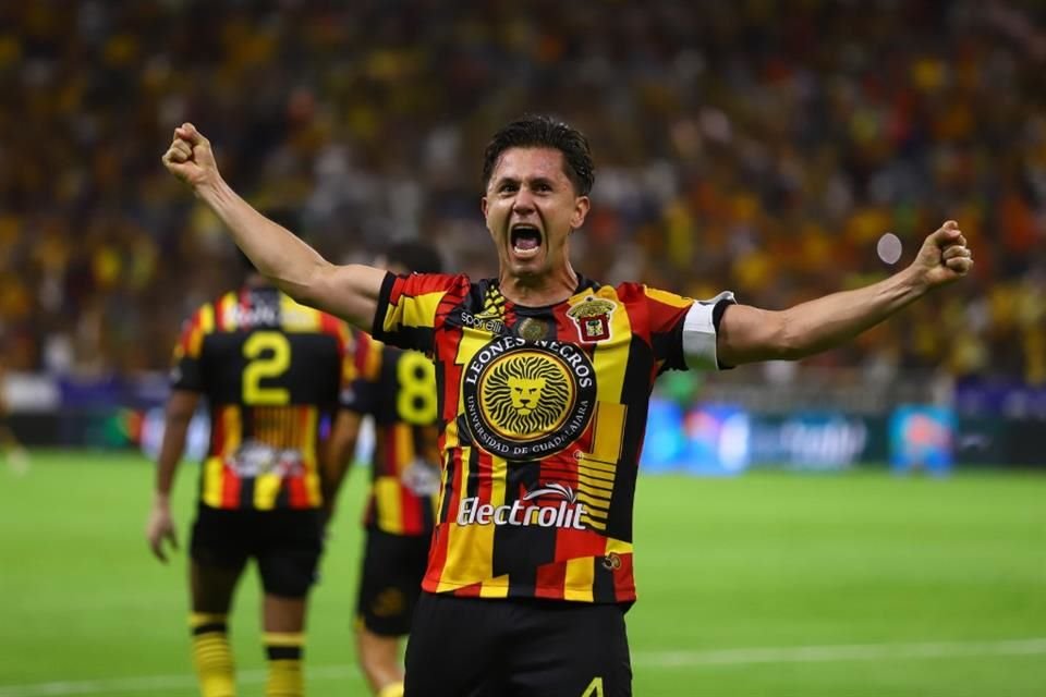 Los Leones Negros de la UdeG se coronaron en la Liga de Expansión.