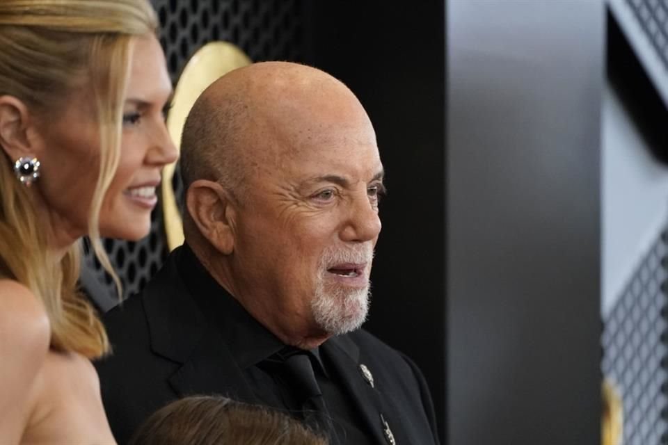 Luego de que Billy Joel cancelara su gira por una enfermedad neurológica, su hija aseguró que él se encuentra más fuerte y resiliente que nunca.