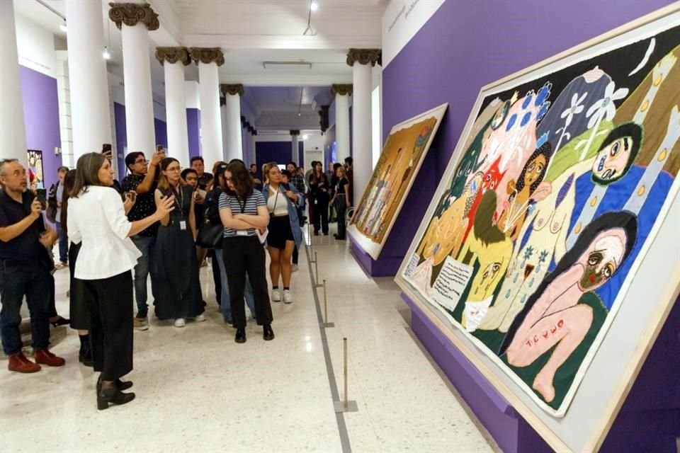 Exposición Recolectoras, de las artistas Violeta Parra y Mon Laferte que se montó en el Museo de las Artes de la UdeG, donde se realiza hoy el Foro de Museos.