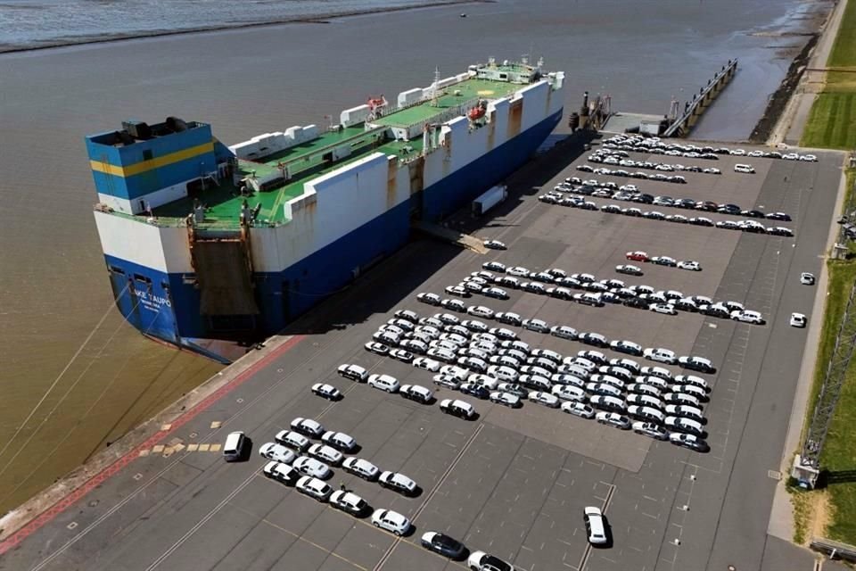 Los retrasos aumentaron un 37 por ciento en el puerto de Amberes y un 49  por ciento en Hamburgo entre finales de marzo y mediados de mayo.