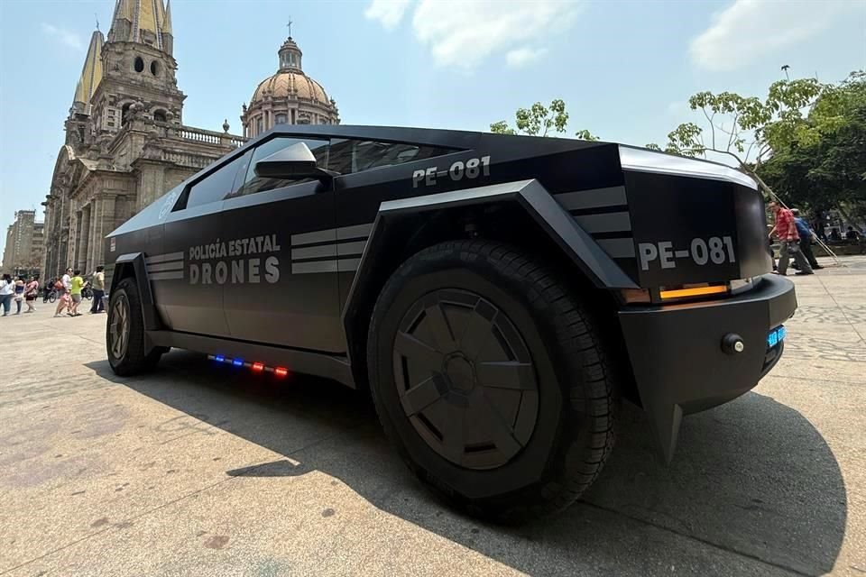Especialistas ven un gasto superfluo e irracional en las Cybertrucks.
