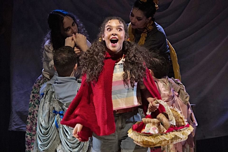 La obra se presenta de viernes a domingo en el Teatro Milán.