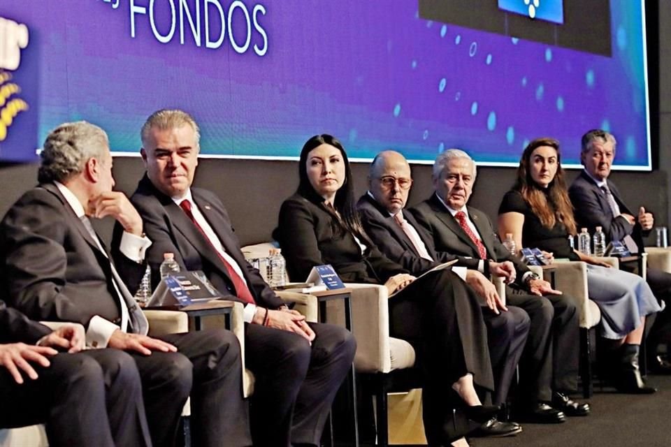 Banorte estima que el plan fiscal del Presidente Trump, que incluye un impuesto a remesas, traerá consigo una mayor volatilidad a mercados.