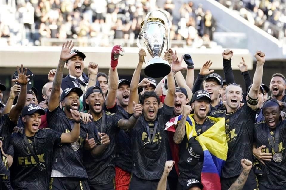 Vela fue campeón de la MLS con el LAFC en 2022.