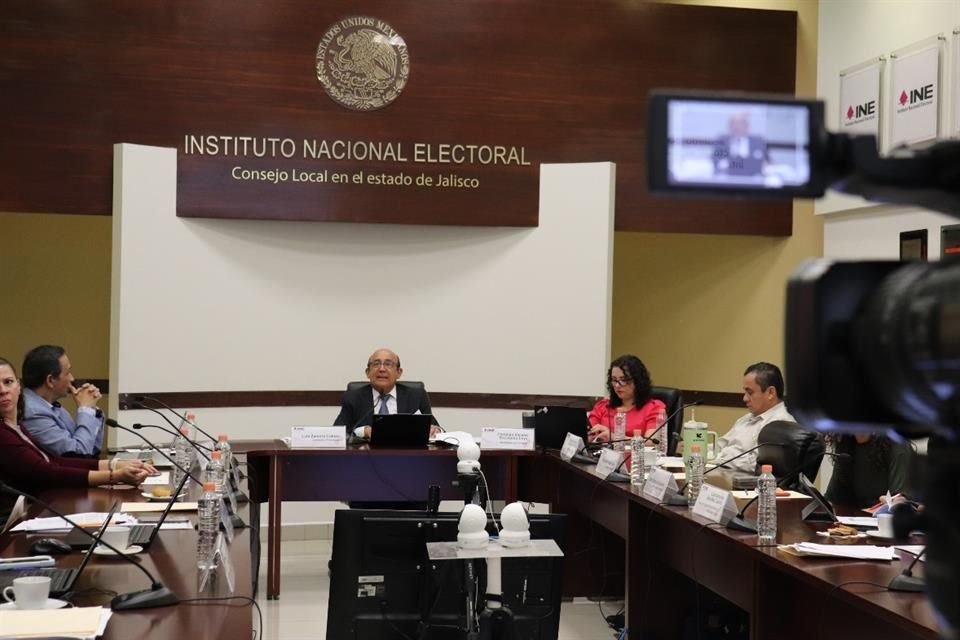 En sesión del Consejo Local del INE se informó que en la elección judicial habrá más de 8 mil observadores en el Estado.