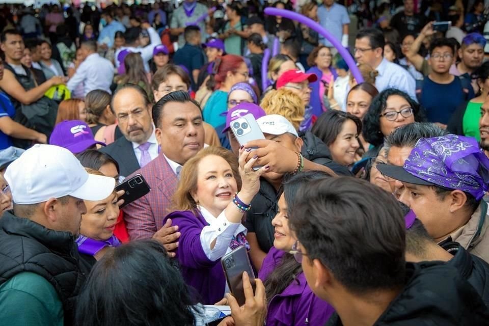 La Ministra Esquivel cerró con un acto masivo en Iztapalapa.