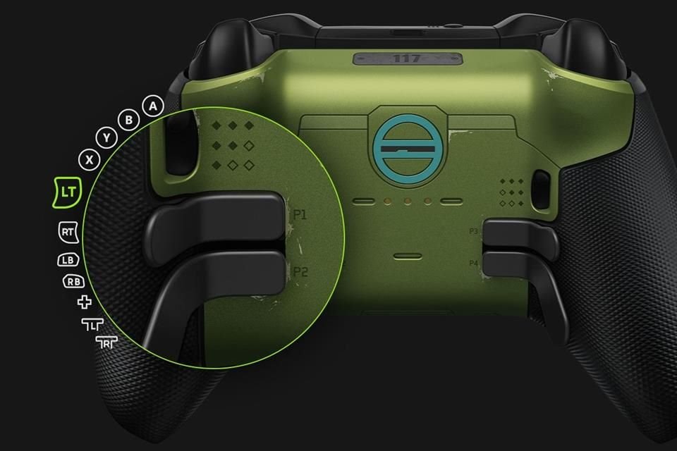 Este mando cuenta con un diseño inspirado en la icónica armadura de Master Chief, al combinar un color verde metálico mate desgastado por la batalla, con un D-pad de oro de iridio.