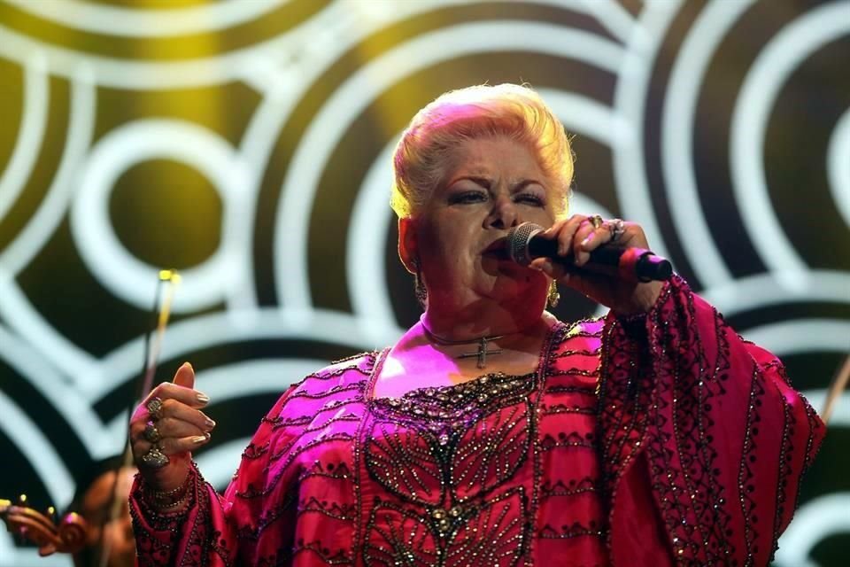 Paquita la del Barrio será galardonada con el premio Billboard por su trayectoria artística.