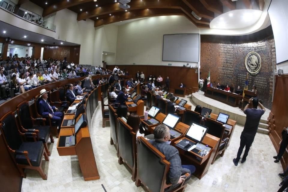 Lemus pedirá al Congreso de Jalisco modificar la Ley para que los días 9 de junio sí se labore.