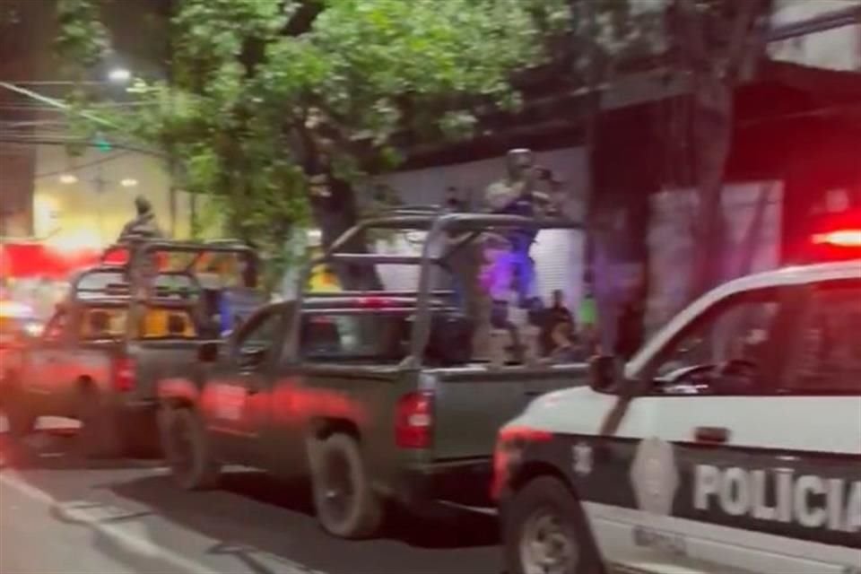 'Afuera está el Ejército, la GN, toda la calle está rodeada. Nunca nos había pasado que toda la calle estuviera tomada por el Ejército', señaló Nacho Pineda, fundador del foro.