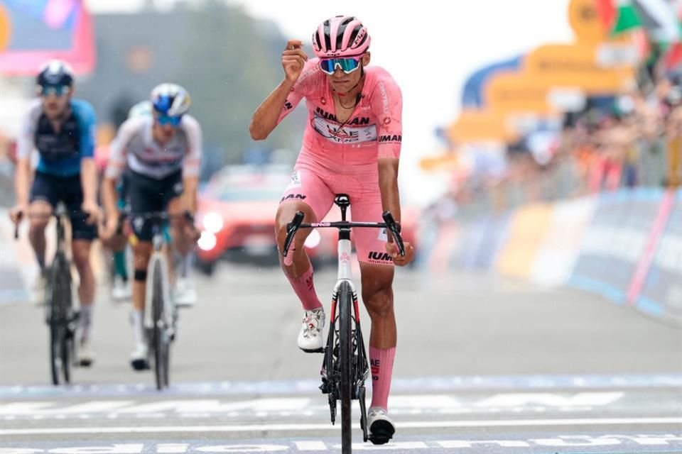 Isaac del Toro terminará em segundo lugar no Giro d'Italia.