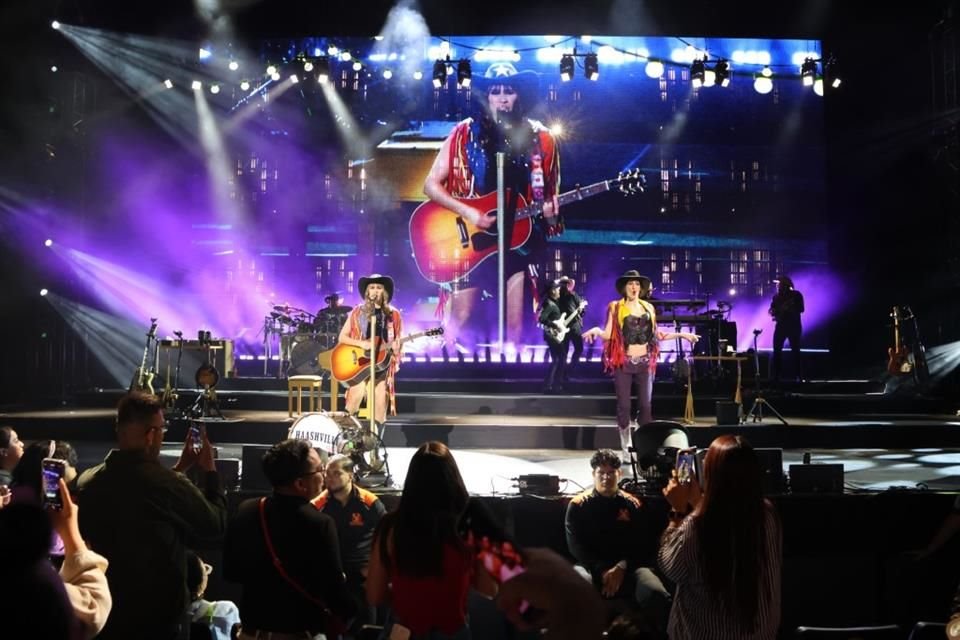 Tras ocho meses de su último show en Guadalajara, las Ha*Ash volvieron a la Ciudad y reafirmaron su mote como 'las reinas del sold out'.