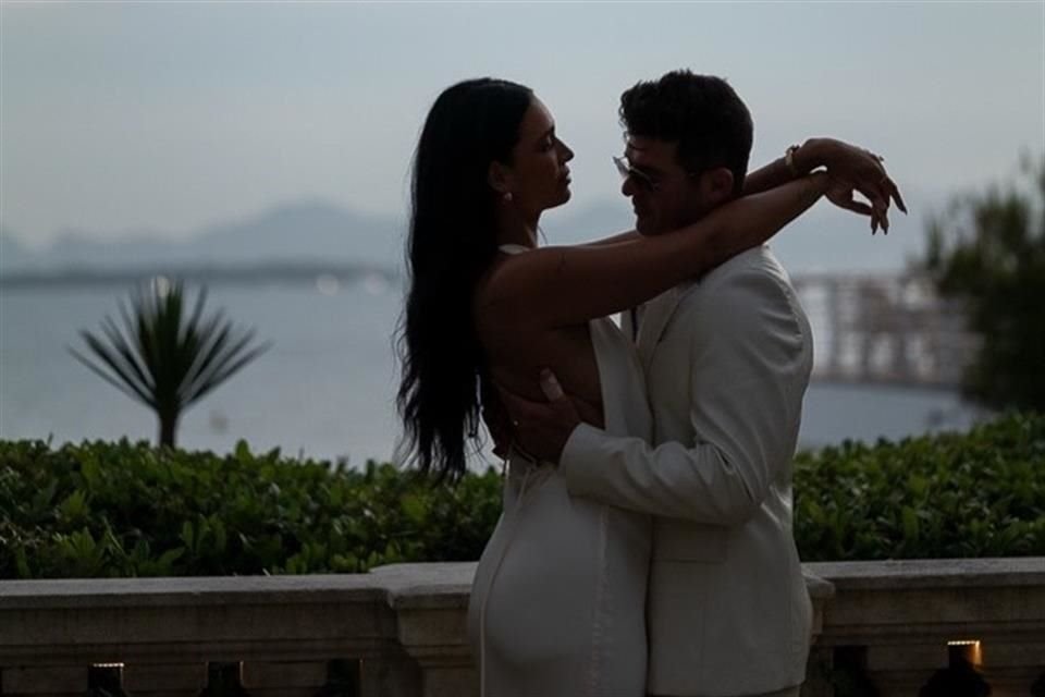 Robin Thicke y April Love Geary se casaron en Cabo San Lucas, México, tras casi 10 años juntos y una segunda propuesta en Cannes.