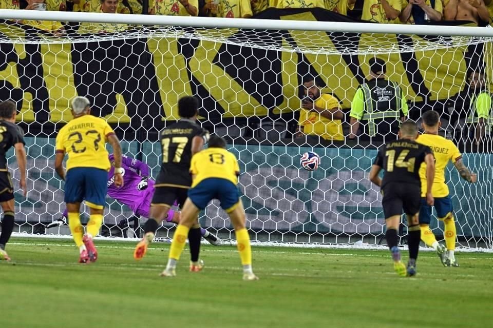 Brian anotó el gol del América en el segundo tiempo.