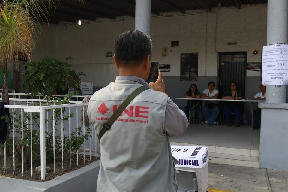 En Jalisco, la jornada electoral judicial ha transcurrido en calma y sin mayores contratiempos, anunció el INE.