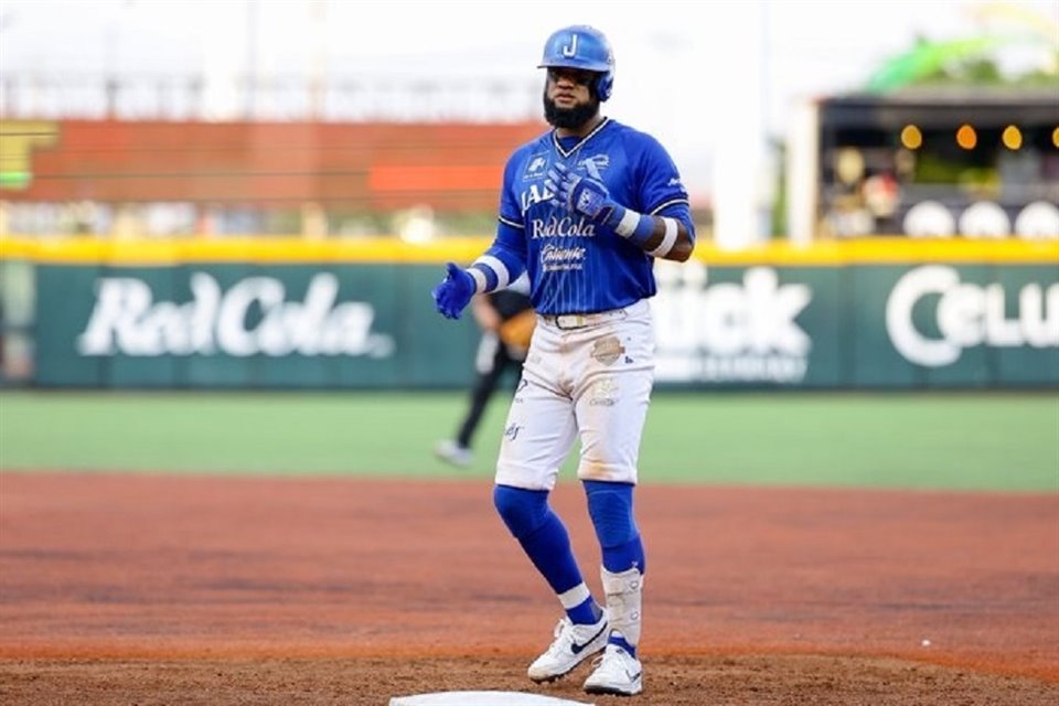 Charros de Jalisco cerró decorosamente el tercer juego de la serie ante Saraperos de Saltillo al ganar 4-2, pero, sin lograr ganar la serie.