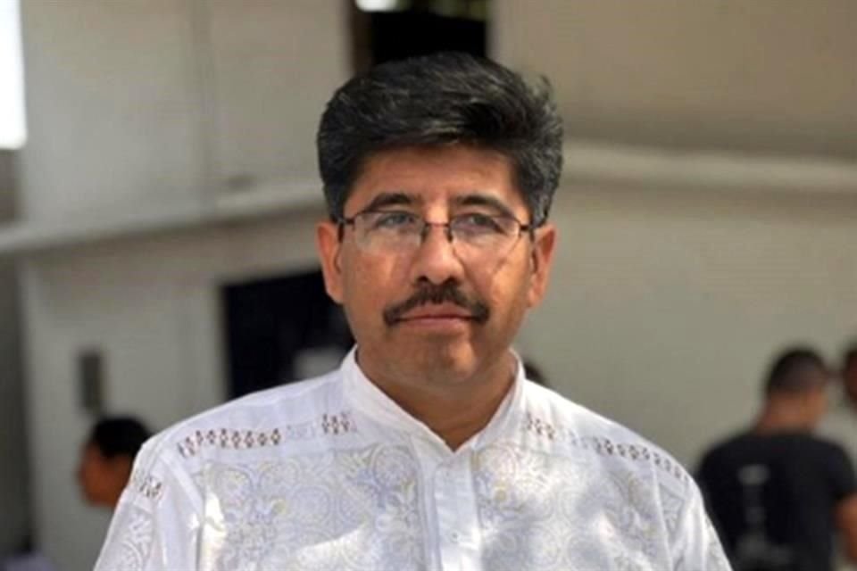 Aguilar, coordinador de Derechos Indígenas en el INPI, es originario de Tlaxiaco, Oaxaca.